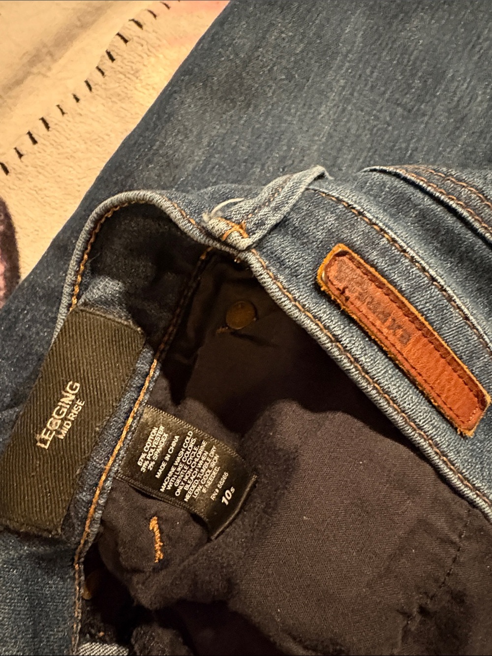 Express mid rise Jeans - Picture 3 of 8